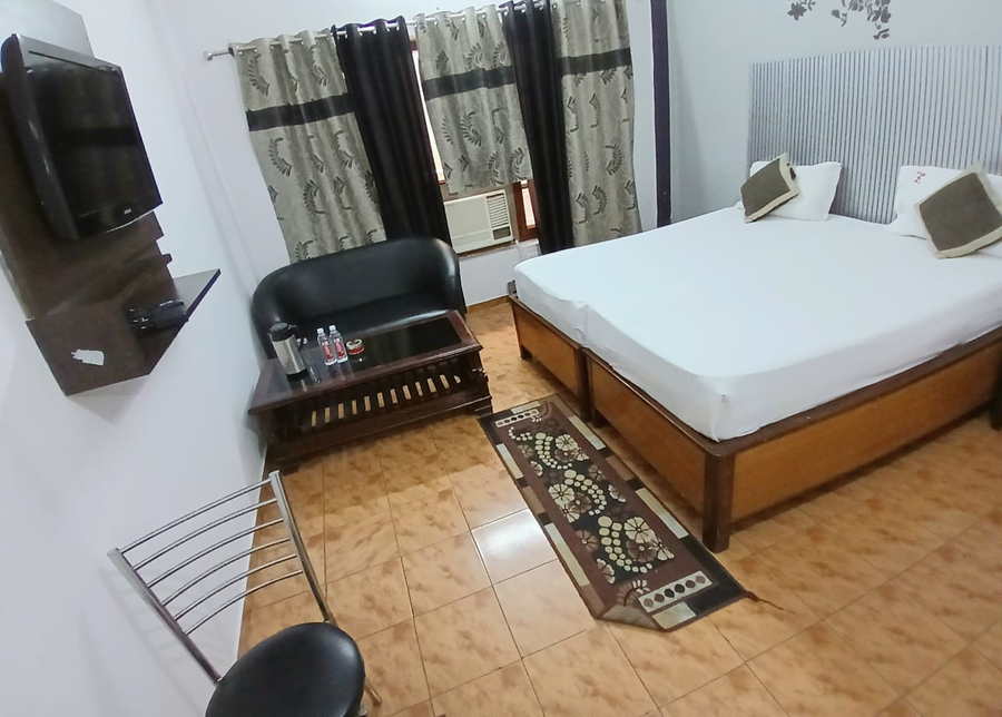 hotel mansarover and banquets