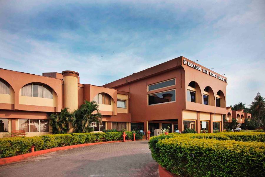 Paradise Isle Beach Resort,Malpe,3 star