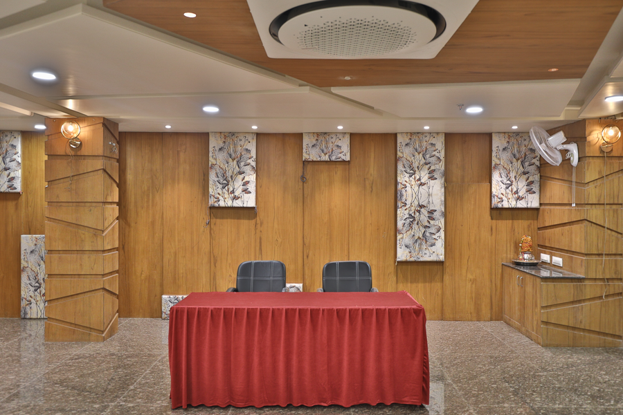 Hotel Candle Wood A Unit Of A Plus Hospitality,India>>Udaipur,3 star