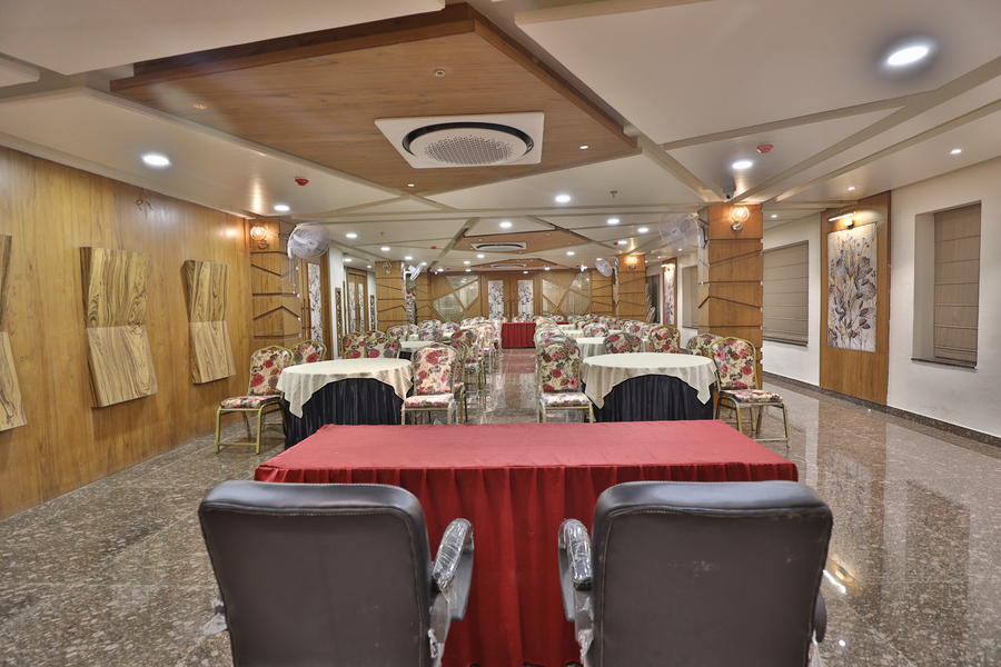 hotel candle wood a unit of a plus hospitality