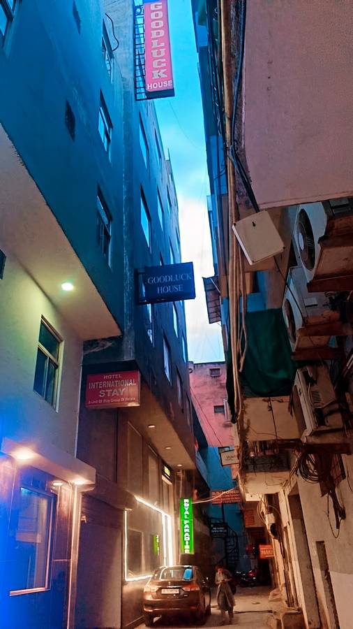 Hotel Good Luck House Near Delhi Airport,Mahipalpur,3 star