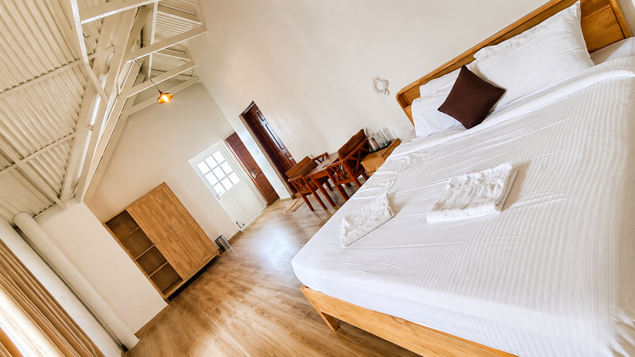 aj gable cloudes by voyehomes