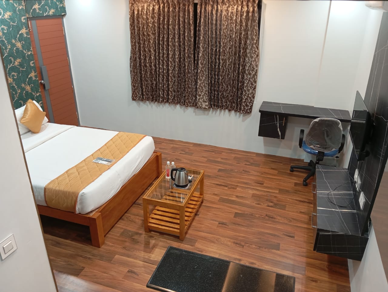 vin hotels hennur cross