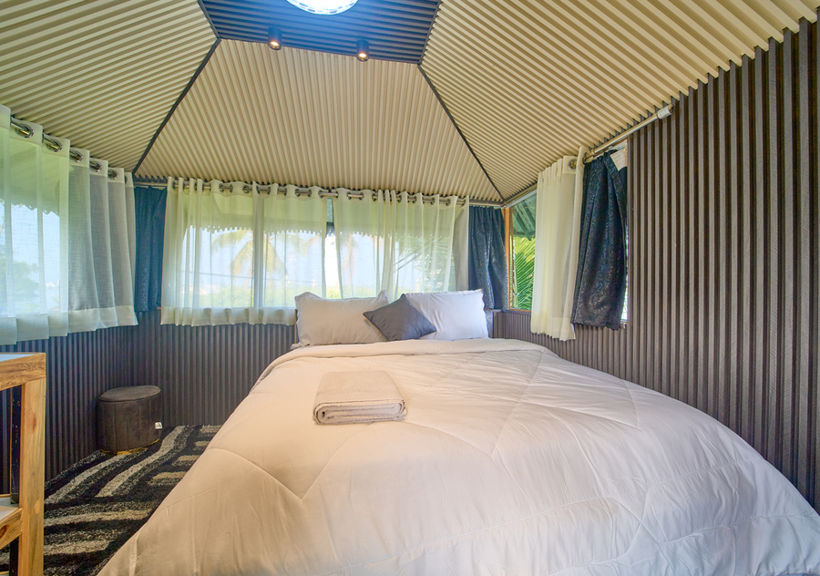 jc den villa by voye homes