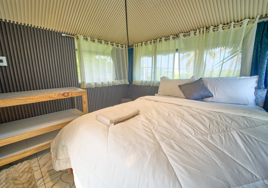 jc den villa by voye homes
