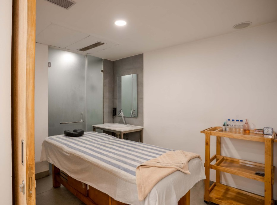 sunday hotel chandigarh zirakpur