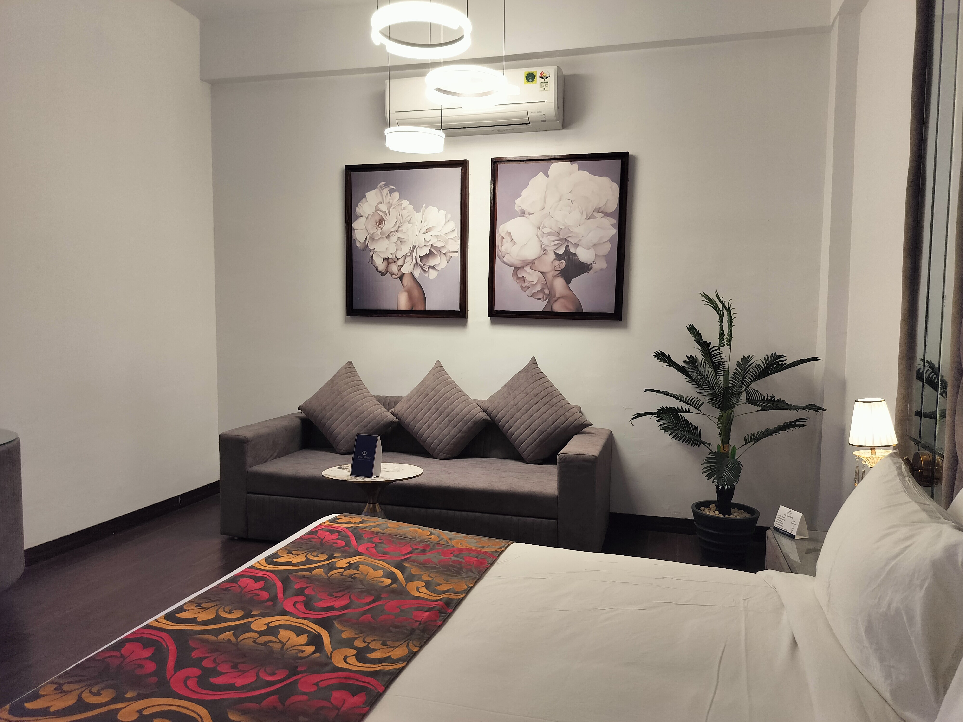 bel la monde hotel nh8 at 6km from igi airport delhi