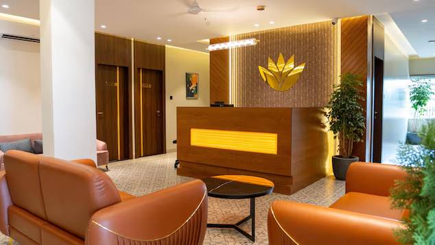 Pravasa Stay Near Luv Kush Square,,3 star