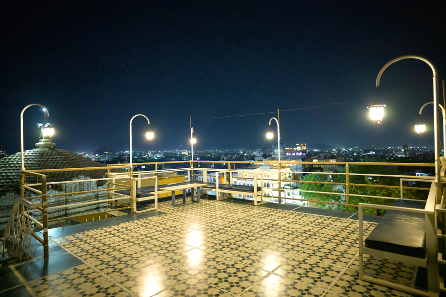3 Raahi Udaipur,Udai Sagar Lake,2 star