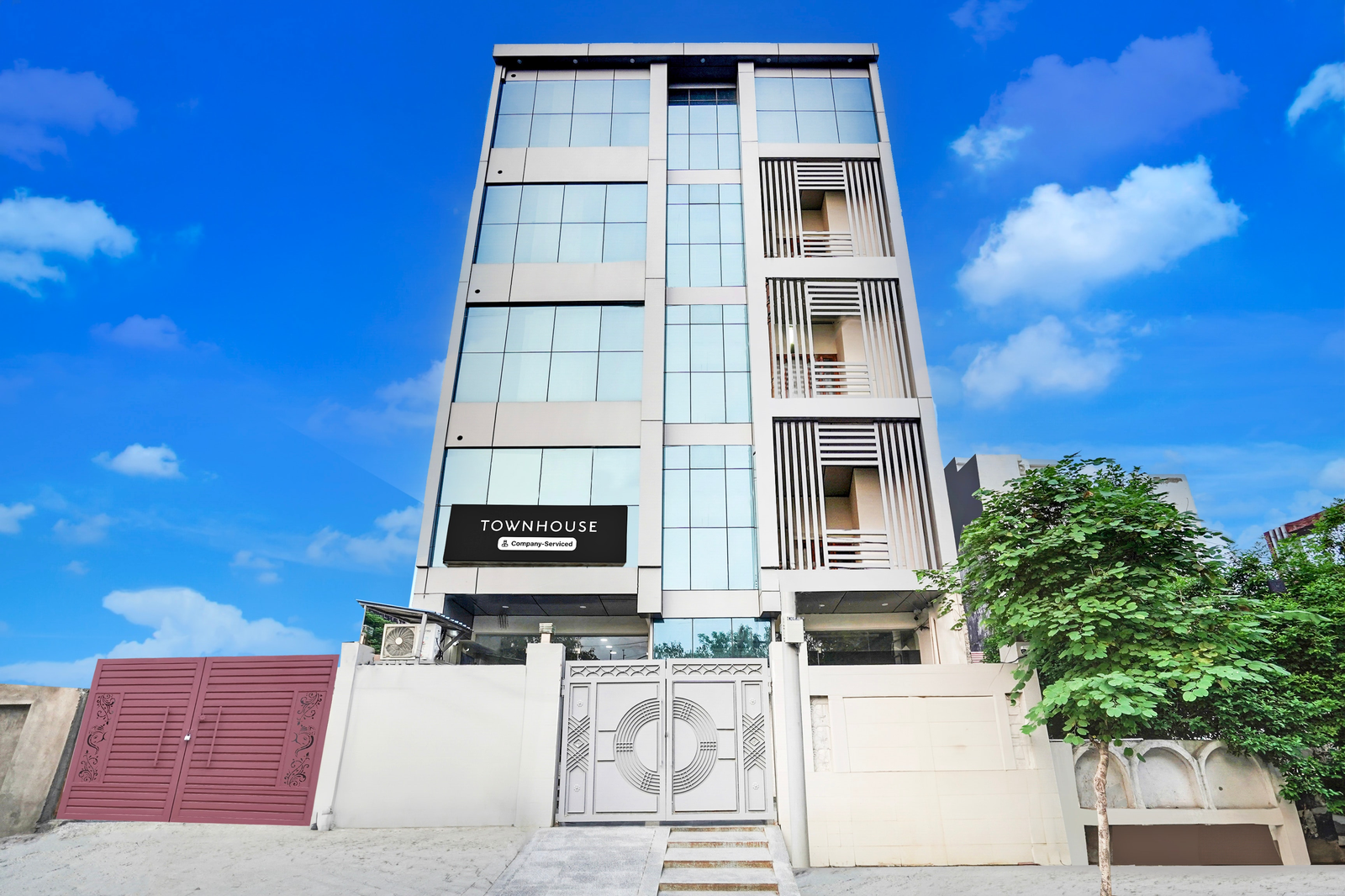 Super Townhouse Sector 63 A Noida,SECTOR 63  ,4 star