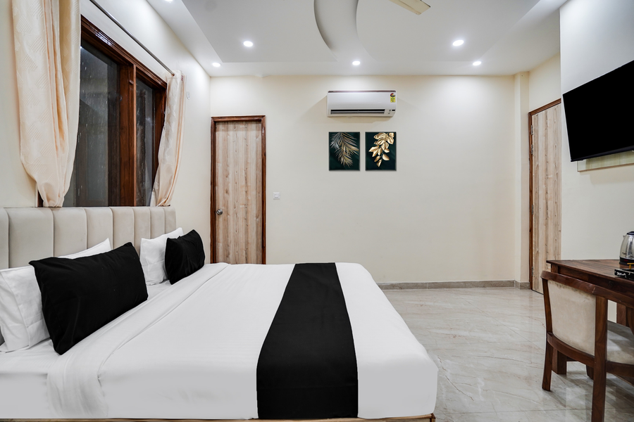 super townhouse sector 63 a noida