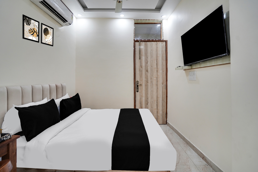 super townhouse sector 63 a noida