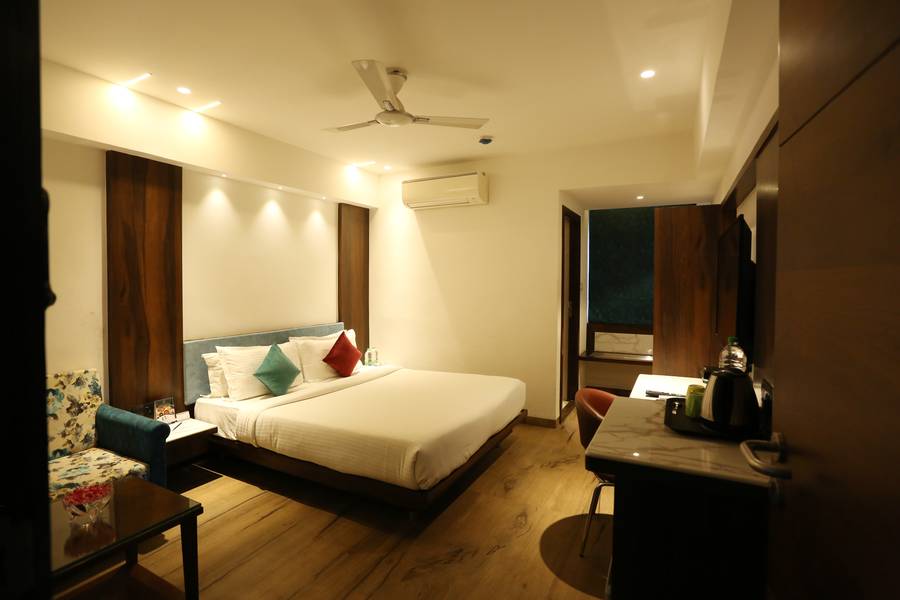pravasa hotel indore