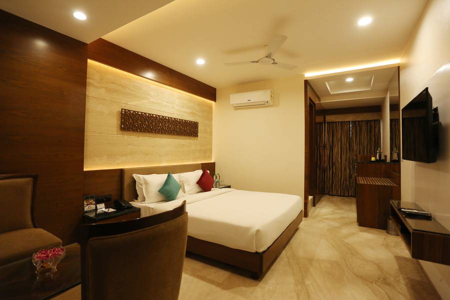 pravasa hotel indore
