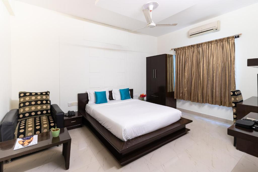 sanctum suites domlur bangalore