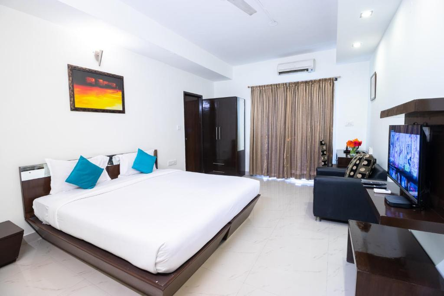 sanctum suites domlur bangalore