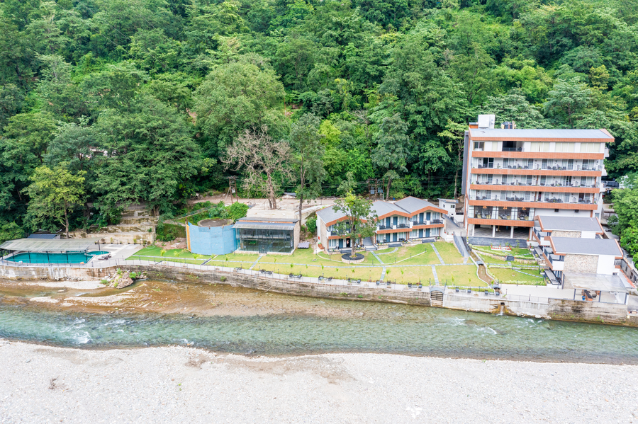 dls divine river resort and spa