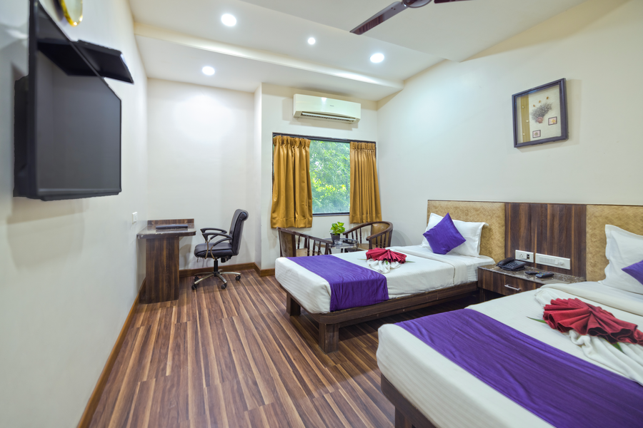 hotel sheetal international