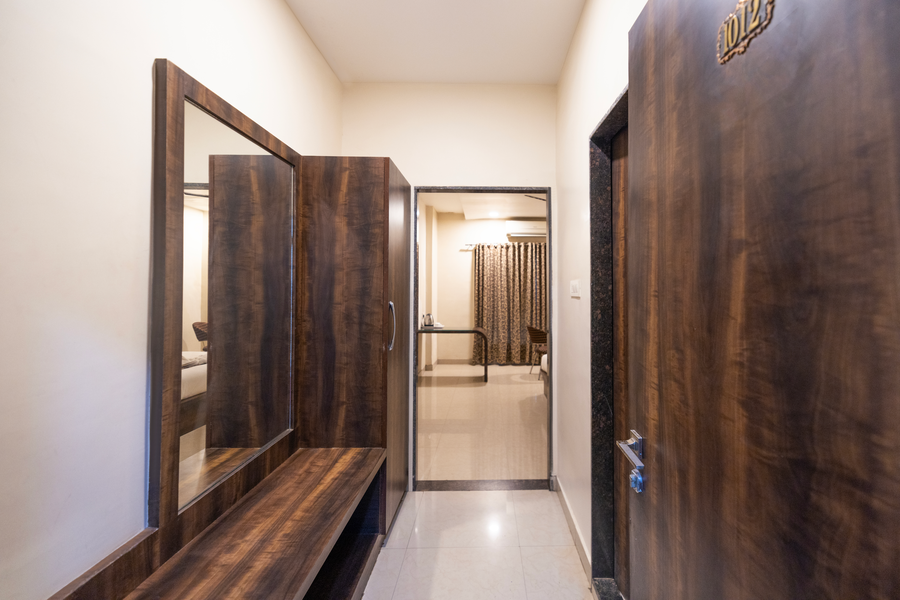 hotel sheetal international