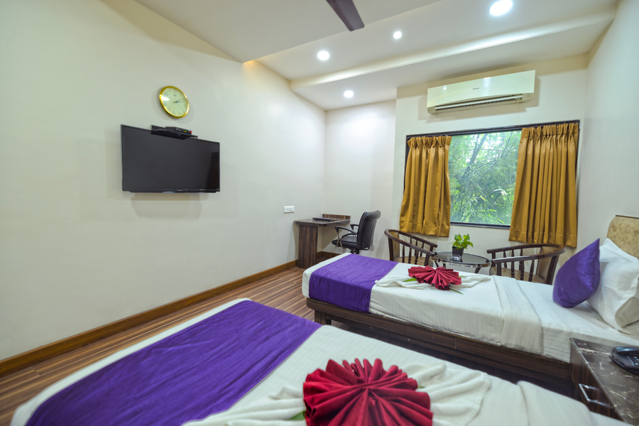 hotel sheetal international