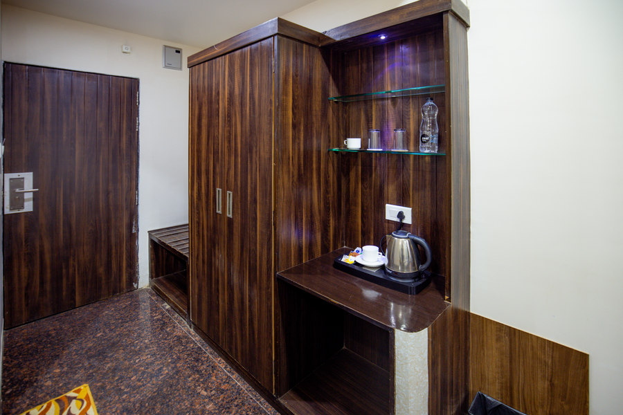hotel sheetal international
