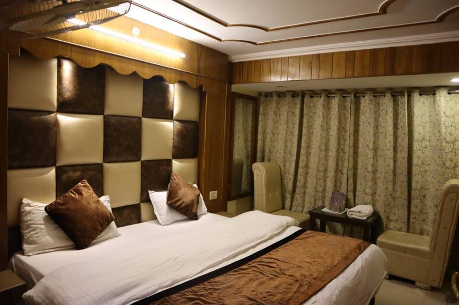 Hotel Krishiv Residency,Mussoorie>>Dehradun,3 star