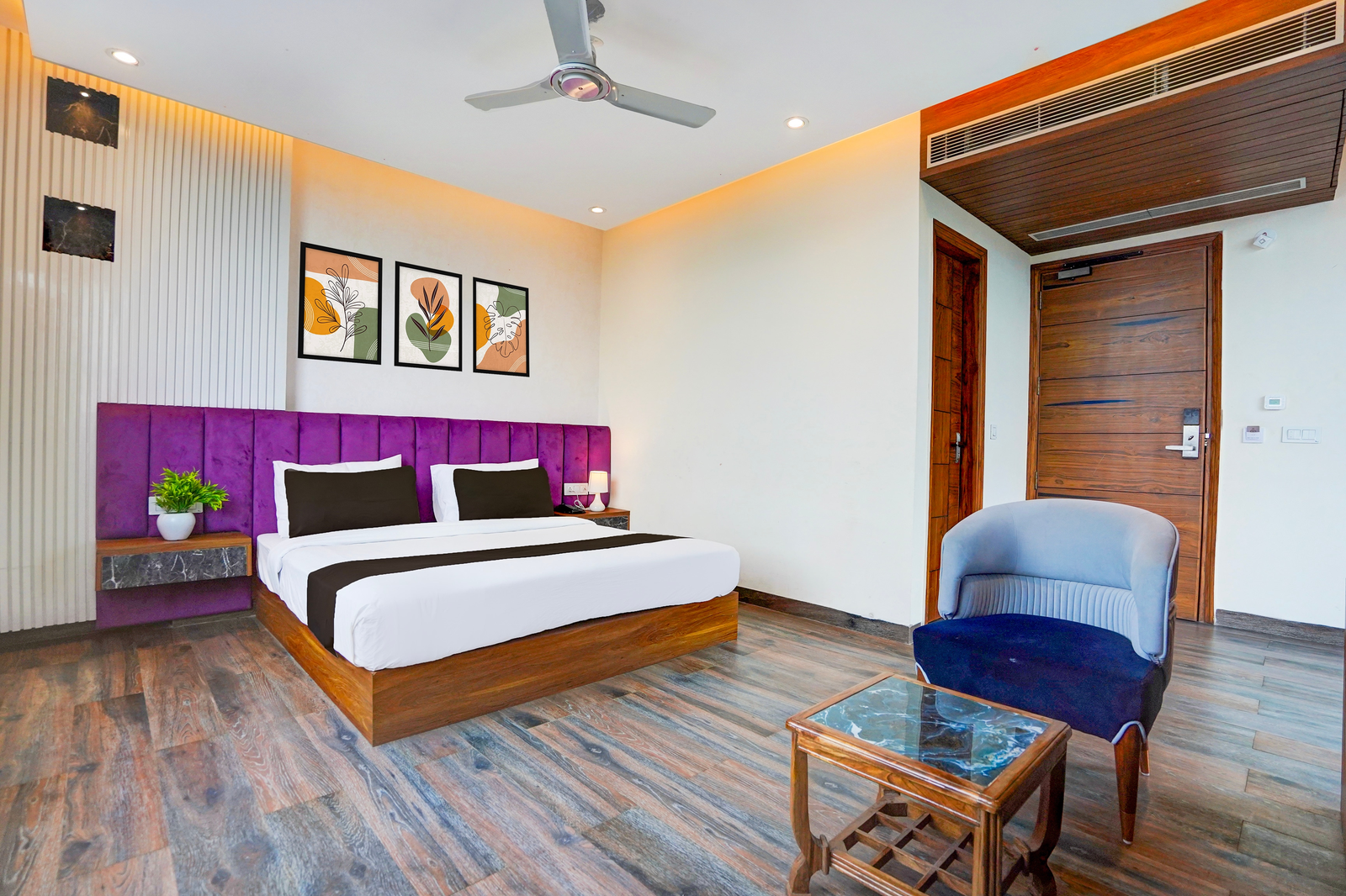super townhouse oak sector 116 noida