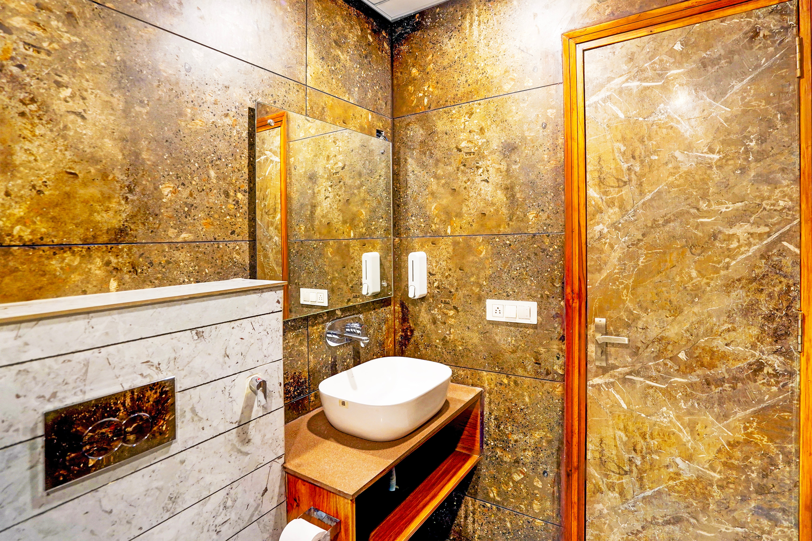 super townhouse oak sector 116 noida
