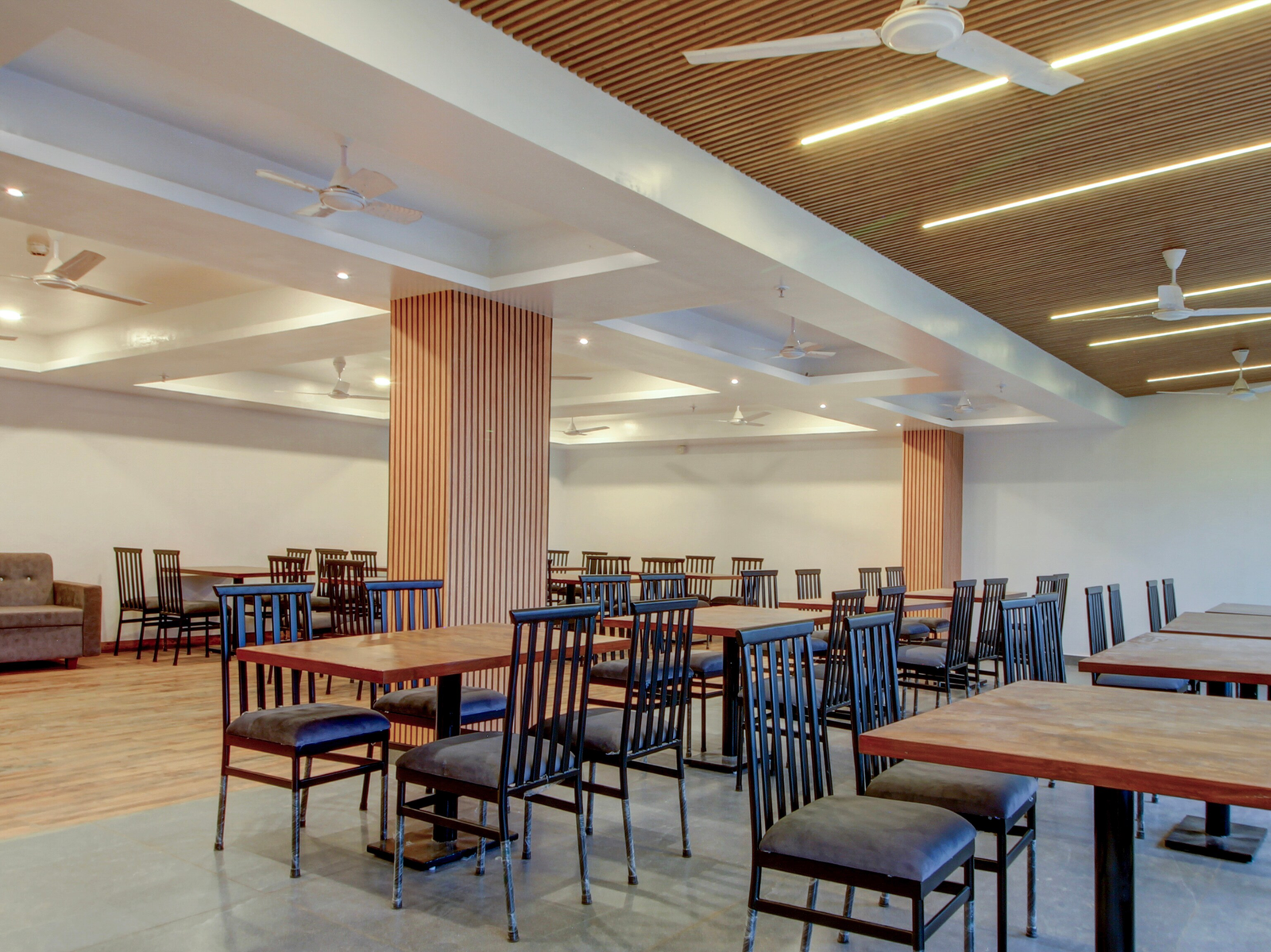 Super Townhouse Madgaon,Margao,3 star