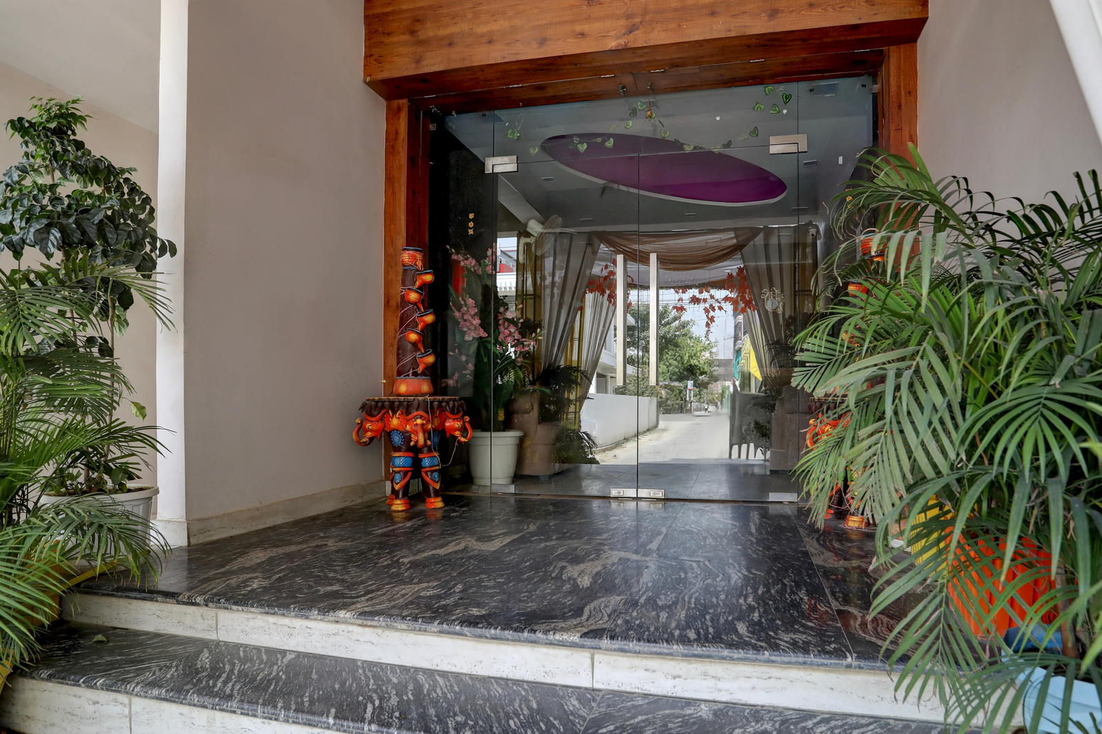 Super Townhouse Hyderabad Gate Iit Bhu Formerly Rk Heights,SUSUWAHI,4 star