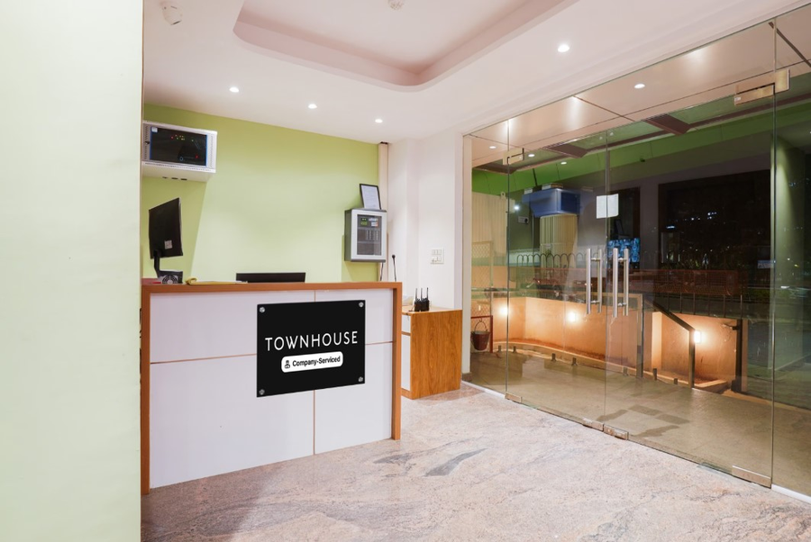 elite stays near prestige shanti niketan