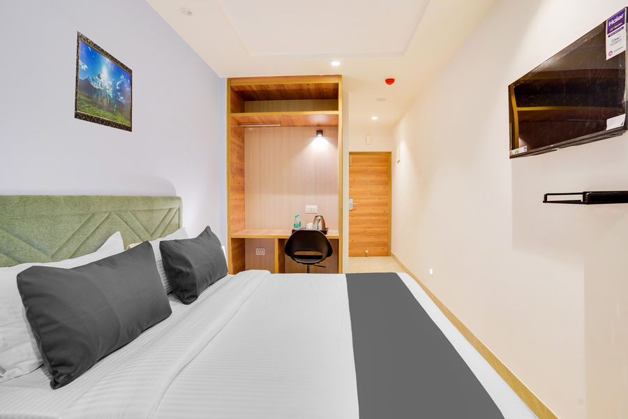 elite stays near prestige shanti niketan