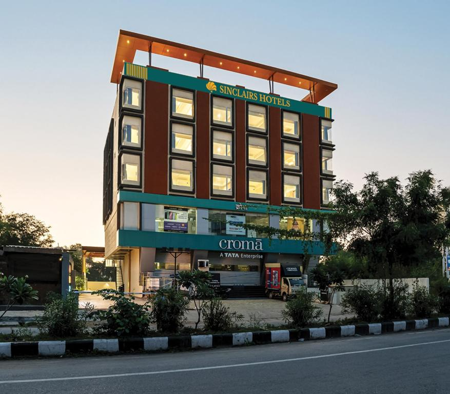 Sinclairs Udaipur,Shobhagpura,3 star