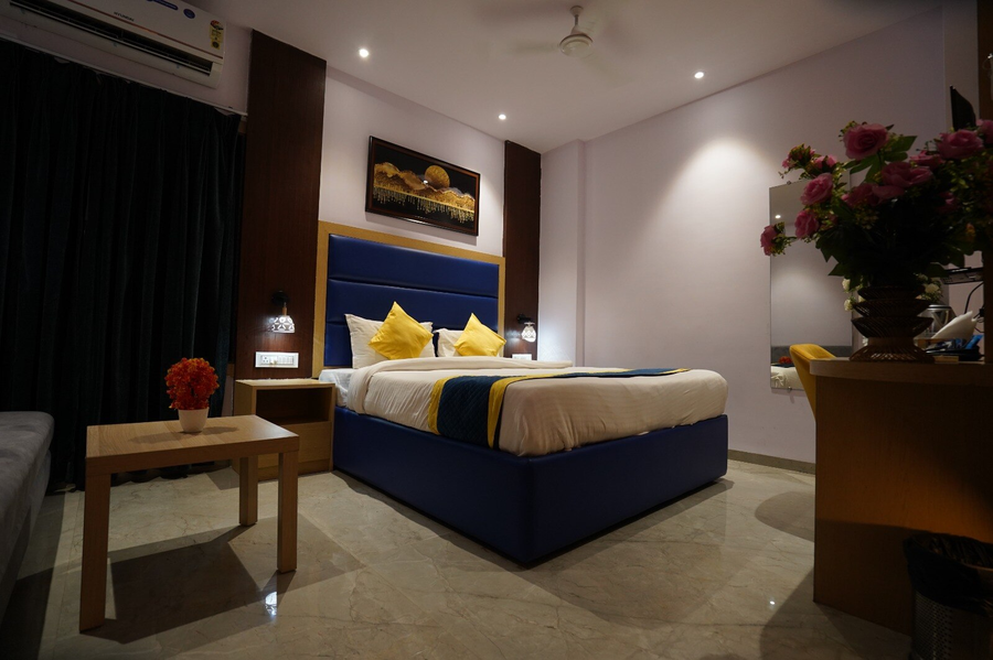 malhar paradise