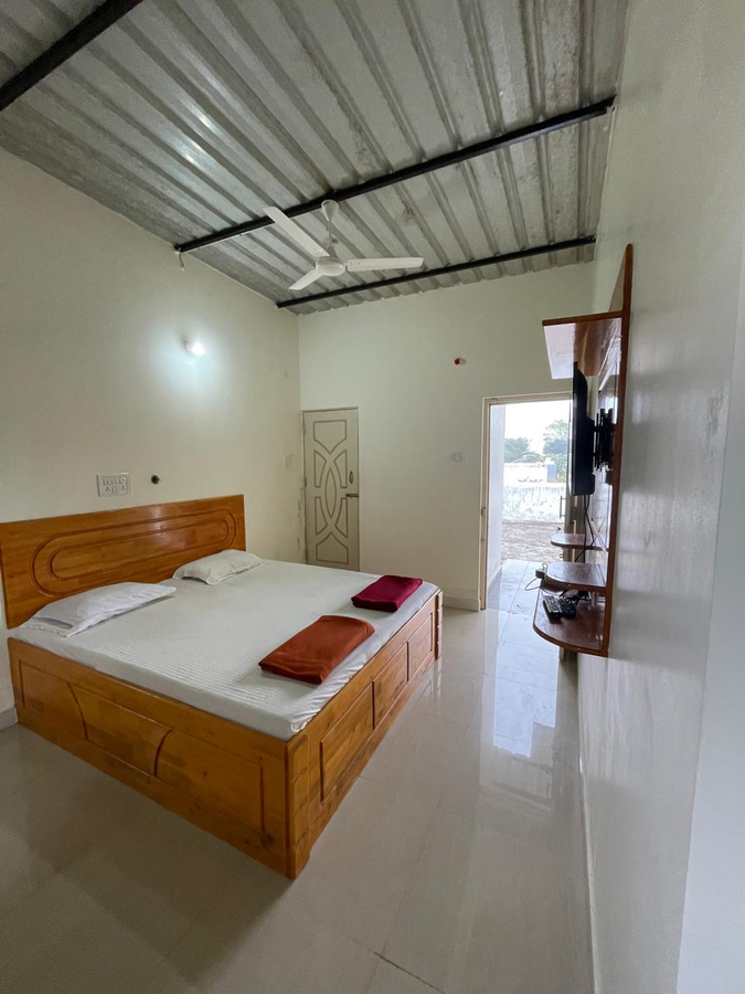 naksha tree hotel yelagiri hills