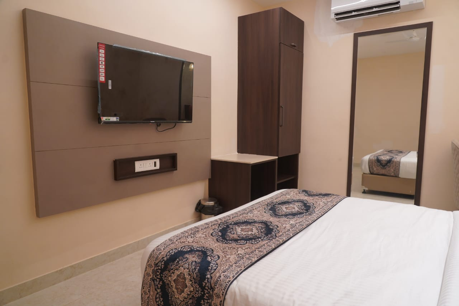 hotel anant inn