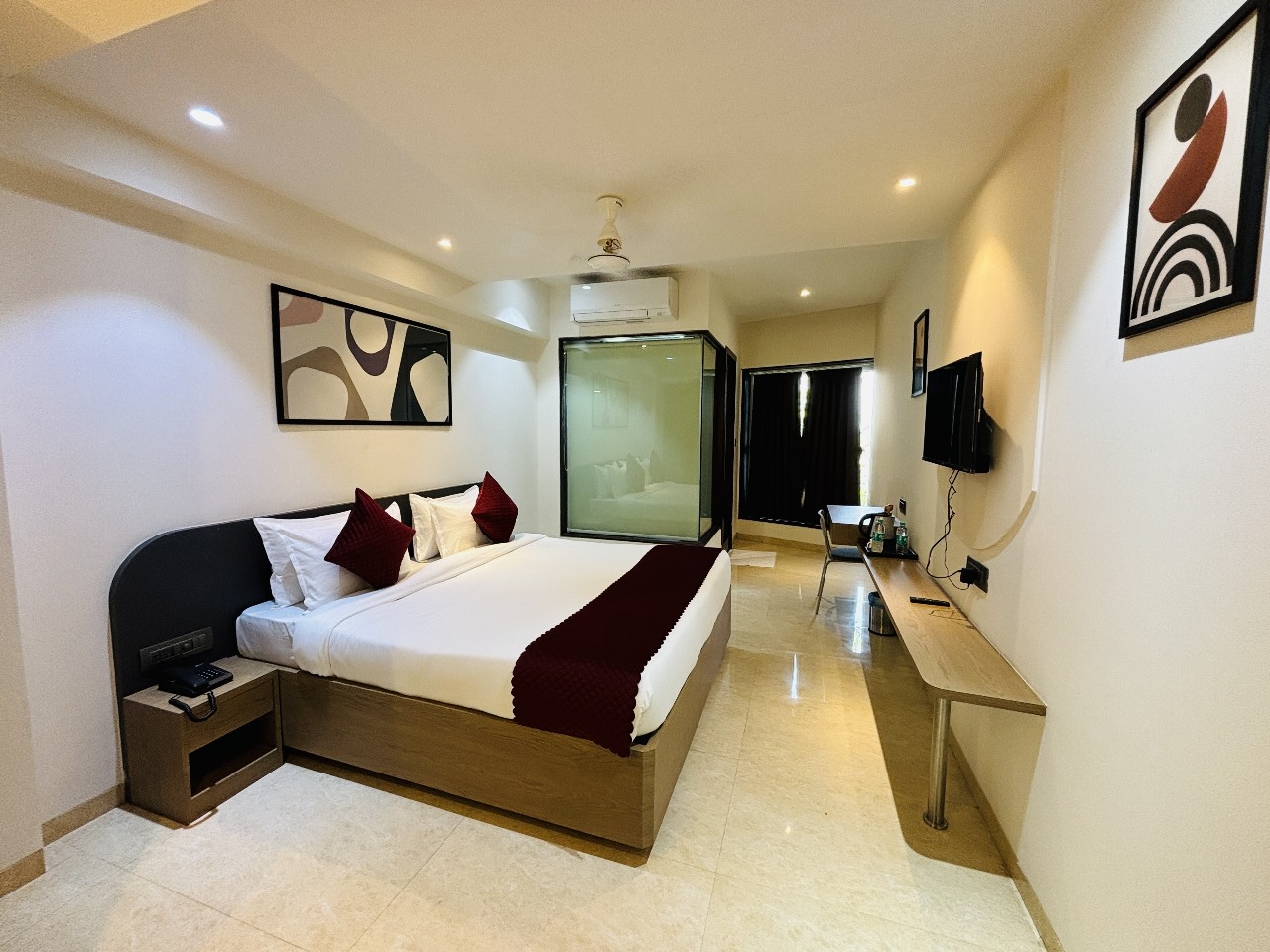hotel hsquare andheri