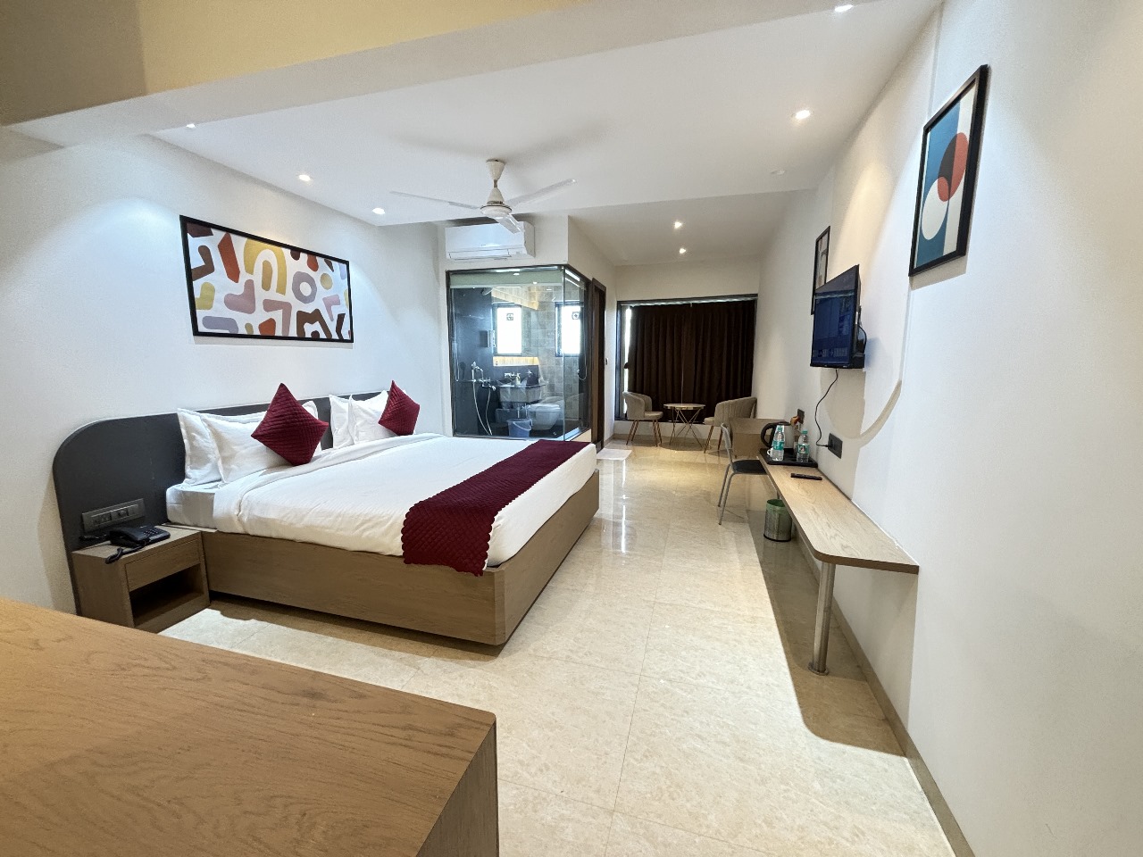 hotel hsquare andheri