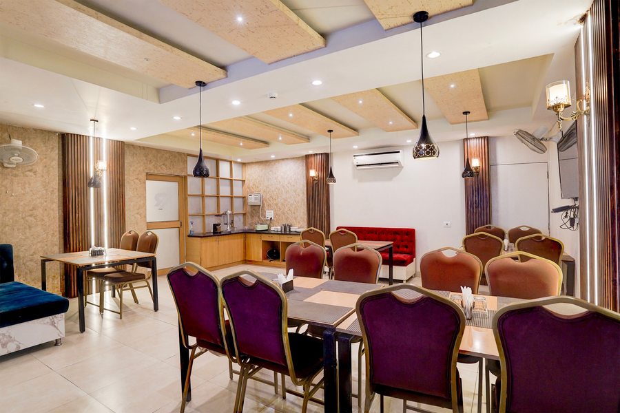 townhouse oak arvindo park indira nagar formerly rama inn