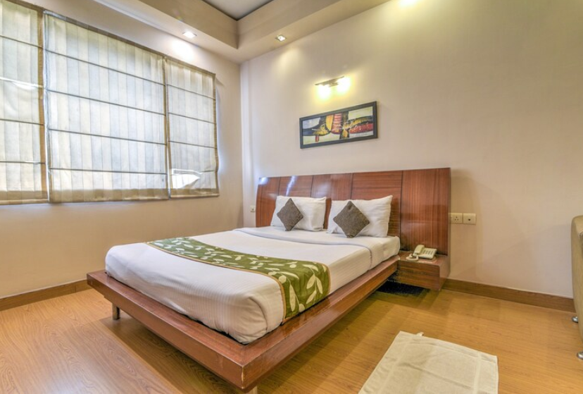 enkay suites dlf cybercity
