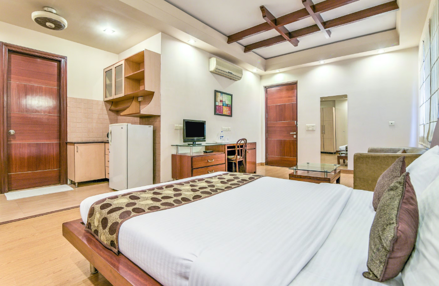 enkay suites dlf cybercity