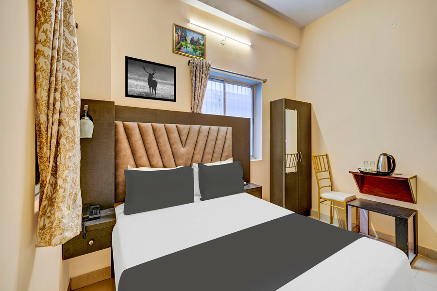 super townhouse anisabad near mahavir sansthan