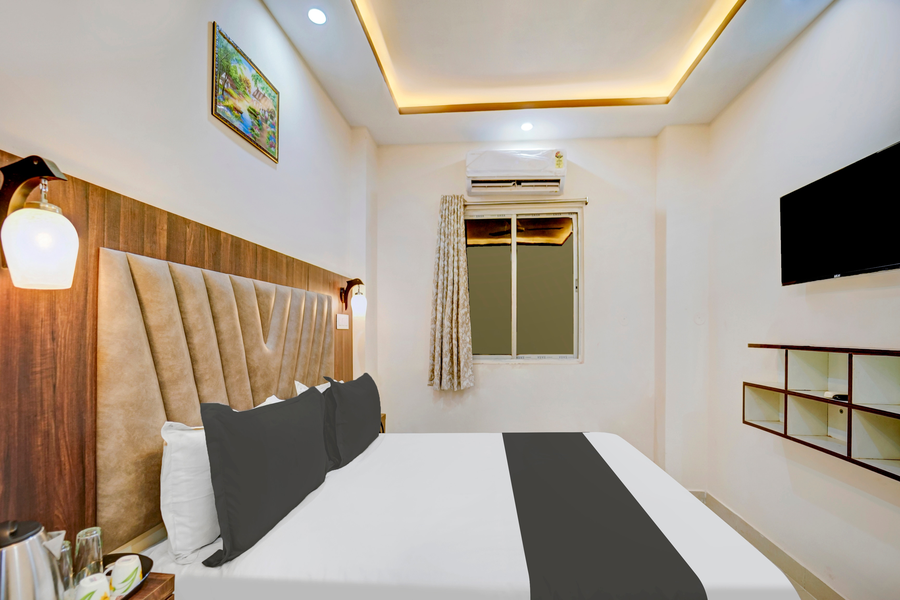 super townhouse anisabad near mahavir sansthan