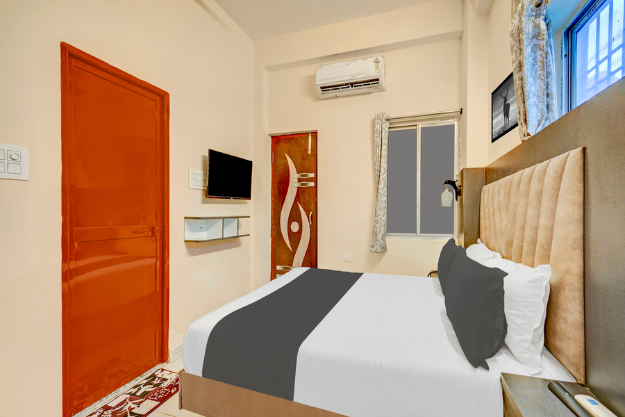super townhouse anisabad near mahavir sansthan