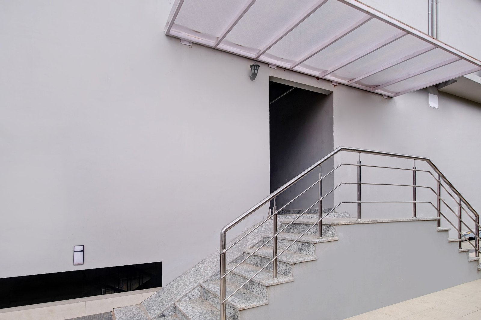 Super Collection O Isbt,BELTOLA,3 star