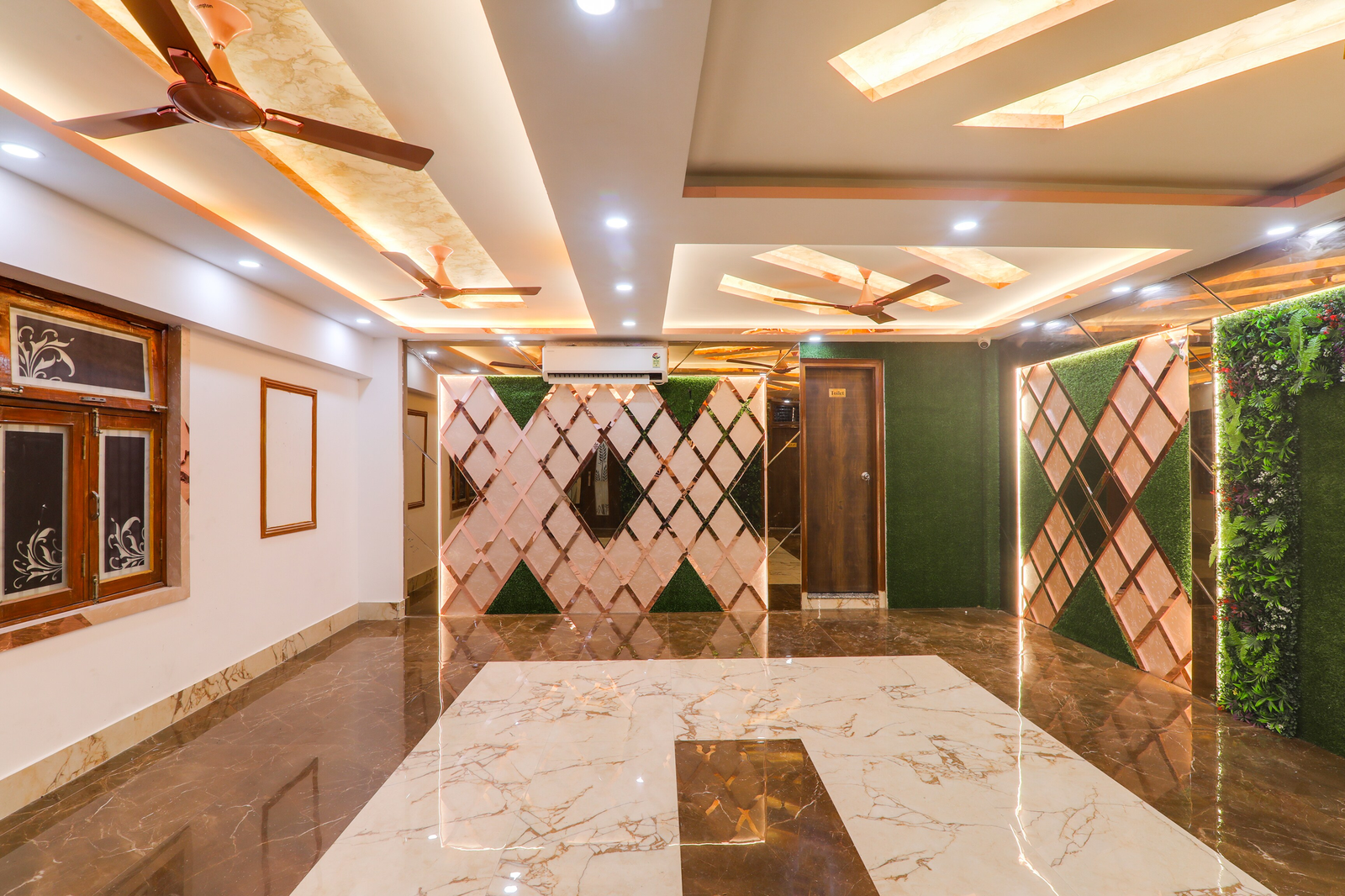 Collection O Ghanta Ghar,Gorakhpur City Centre,3 star