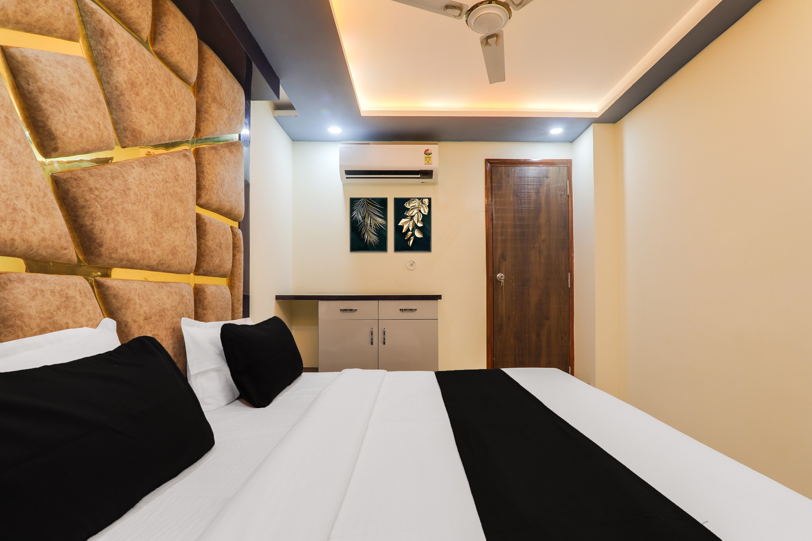 collection o ghanta ghar