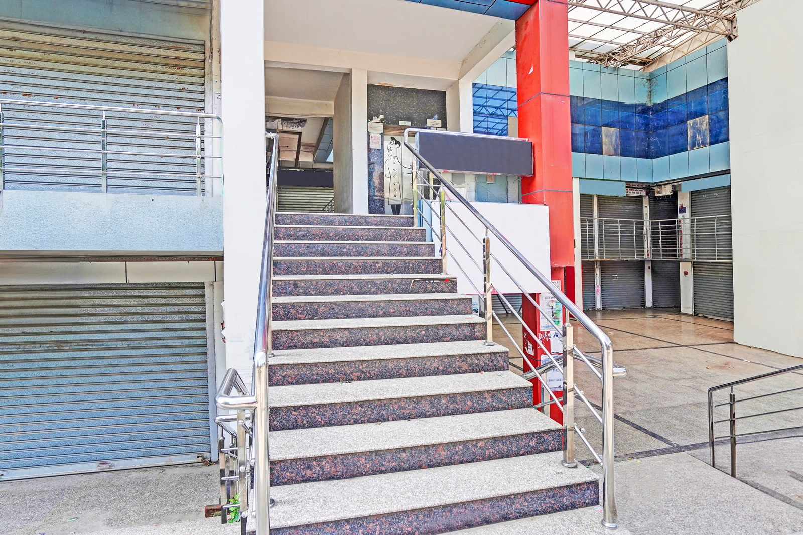 Super Townhouse Mukut Bazar,CHAUDHARY CHARAN SINGH INTERNATIONAL AIRPORT,3 star