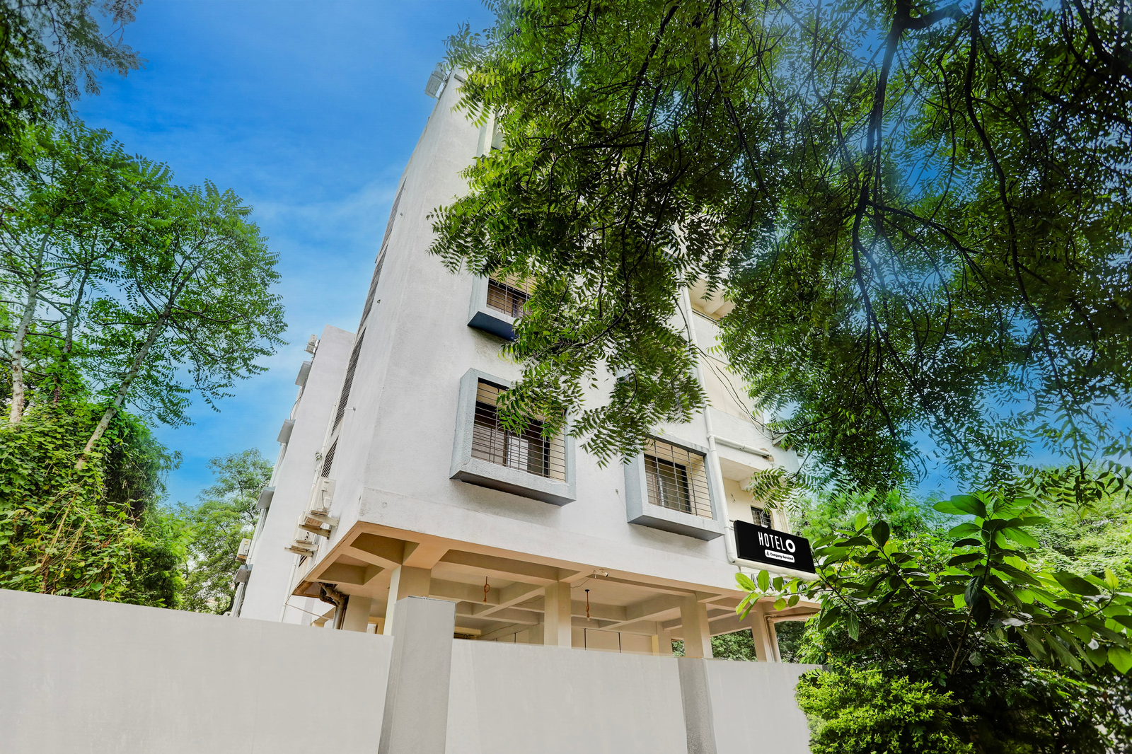 hotel o wardha road near airport