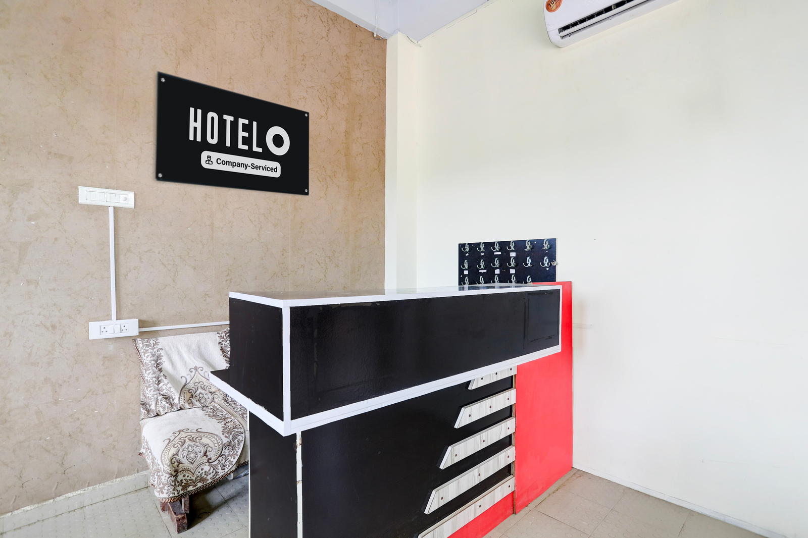 hotel o wardha road near airport